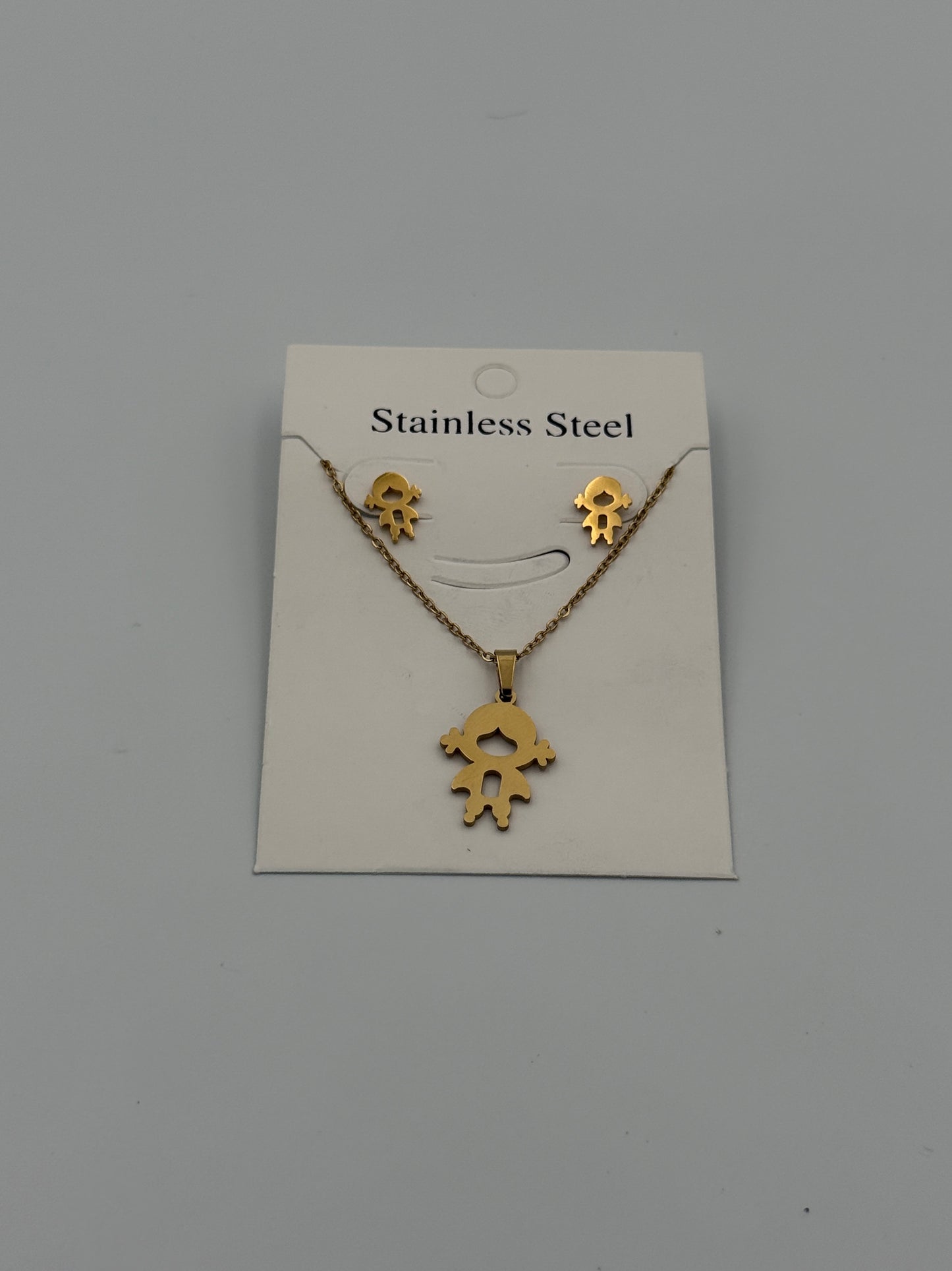 Set de Cadenas y Aretes en Acero Inoxidable –Modelos Variados Docena (12 Sets)