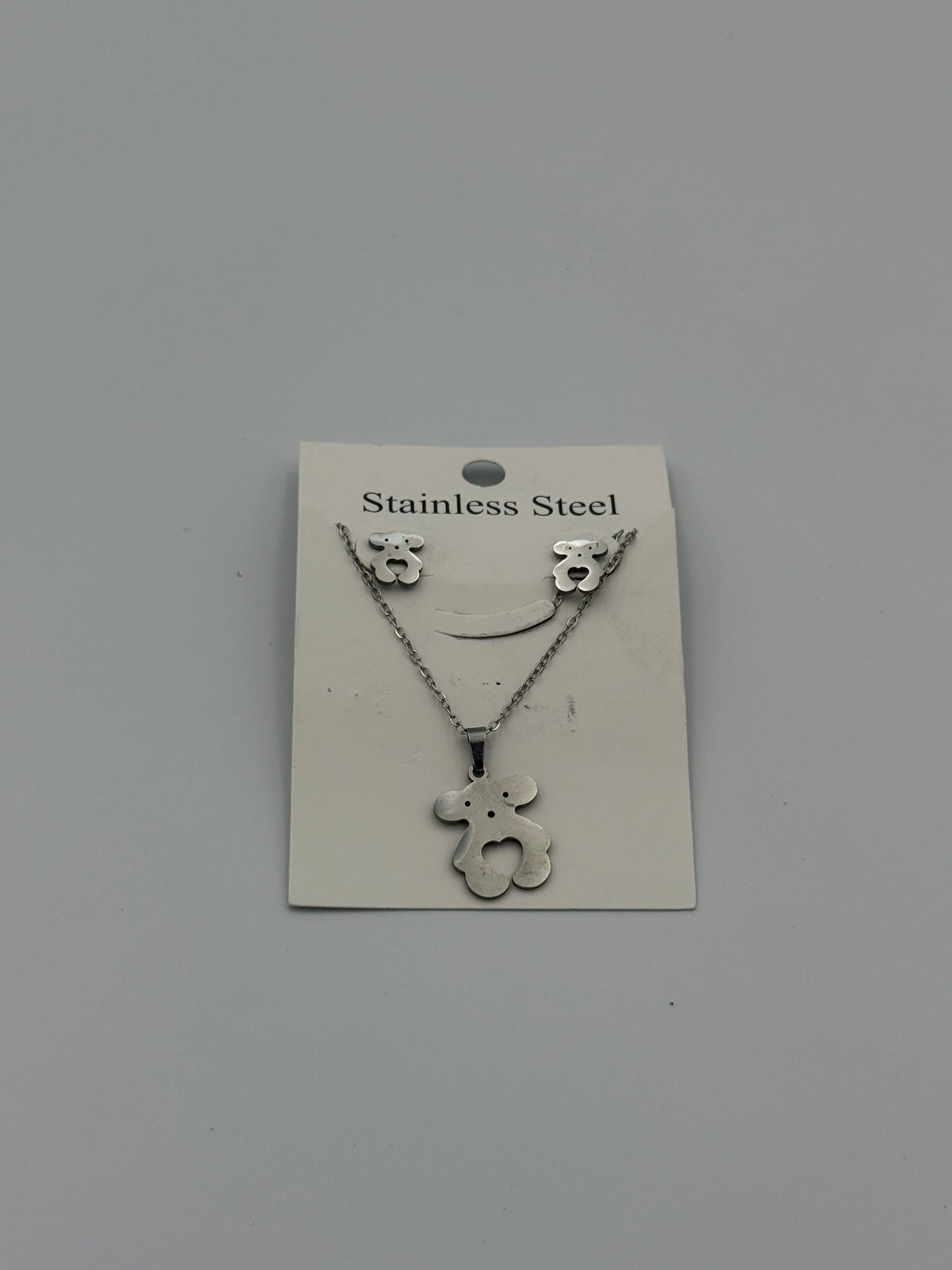 Set de Cadenas y Aretes en Acero Inoxidable –Modelos Variados Docena (12 Sets)